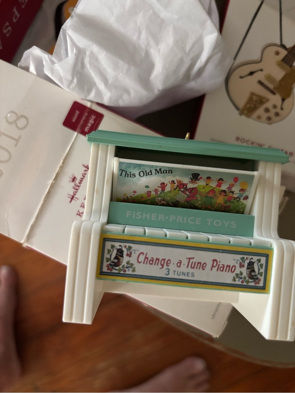 Guitar bundle. Hallmark magic - Picture 5 of 6